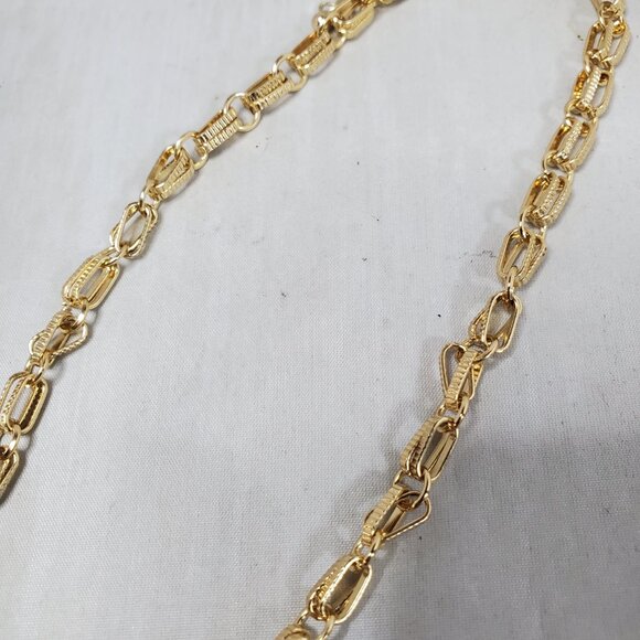 Spring Street by Nordstrom sea green color quartz stone with gold chain necklace - Picture 6 of 6